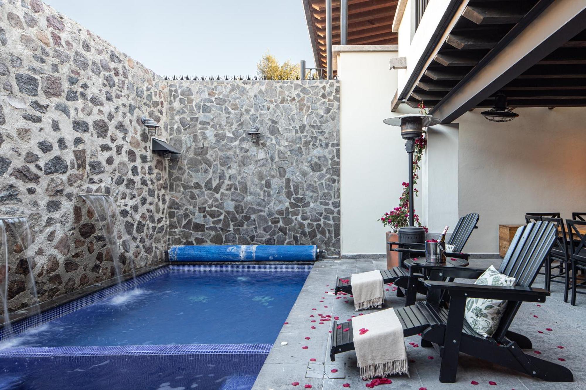 הוילה סאן מיגל דה אלנדה Private Jacuzzi & Pool, Elegant La Escondida 5Br מראה חיצוני תמונה